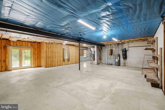 331 BRUNNERS GROVE RD, Reinholds, PA 17569