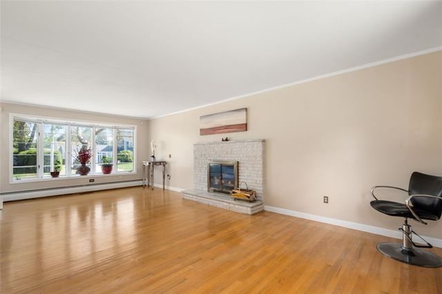 165 Merrymount Drive, Warwick, RI 02888