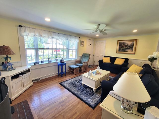 18 Lyndale Road, Yarmouth, MA 02664
