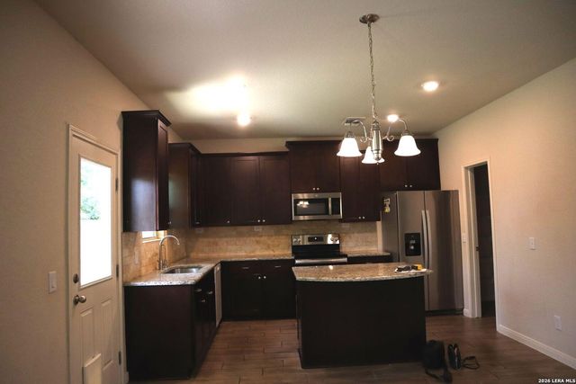 7823 Sunrise Cay, San Antonio, TX 78251