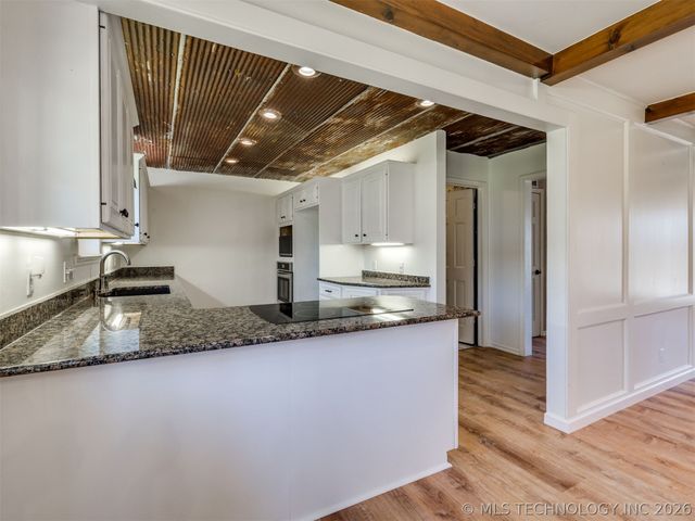 4628 S 193rd West Avenue, Sand Springs, OK 74063