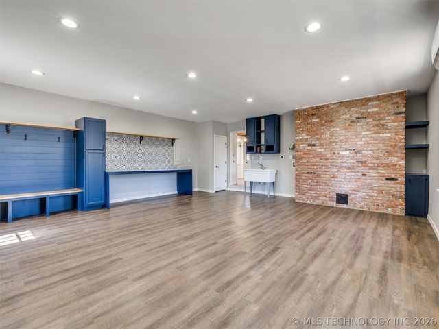 4628 S 193rd West Avenue, Sand Springs, OK 74063