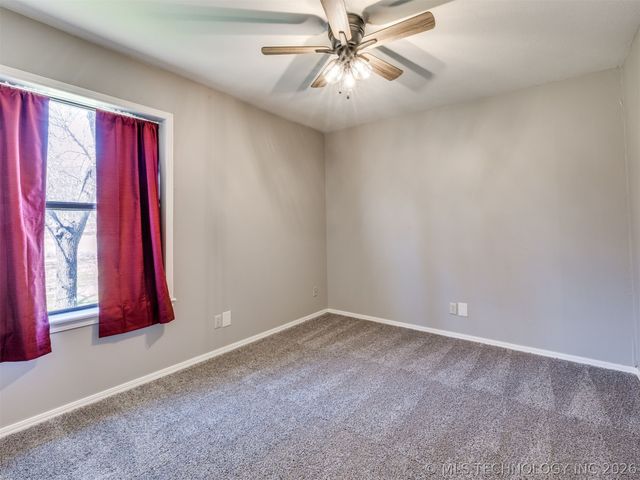 4628 S 193rd West Avenue, Sand Springs, OK 74063