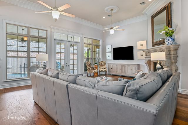 200 Evangeline Walk, Bossier City, LA 71111