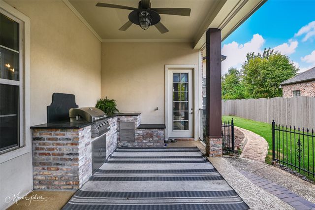 200 Evangeline Walk, Bossier City, LA 71111