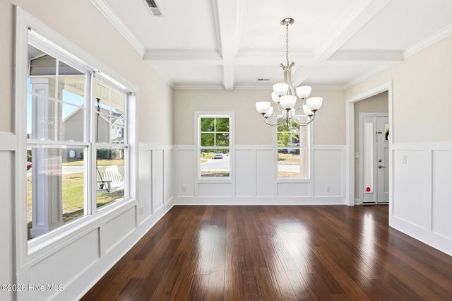 90 W Bailey Lane, Hampstead, NC 28443