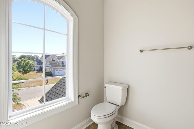 90 W Bailey Lane, Hampstead, NC 28443