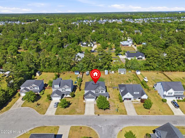 90 W Bailey Lane, Hampstead, NC 28443