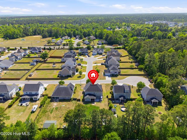 90 W Bailey Lane, Hampstead, NC 28443