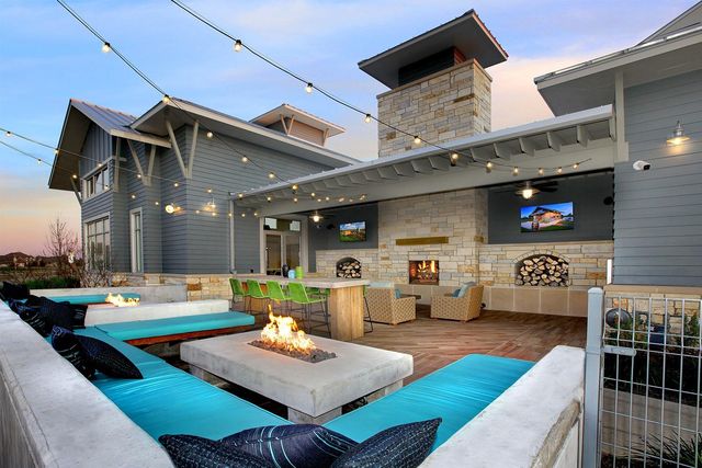 2411 Honeyberry Shrub Drive, Manvel, TX 77578