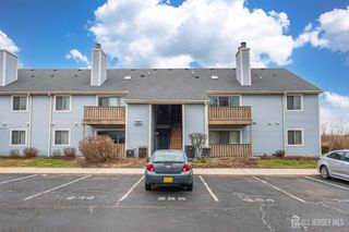 816 Aspen Drive, Plainsboro, NJ 08536