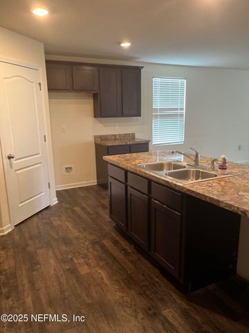 15620 SADDLED CHARGER Drive, Jacksonville, FL 32234