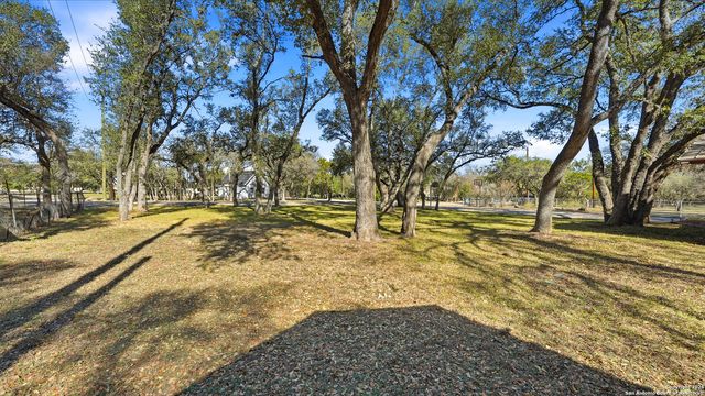 1248 Edwards, New Braunfels, TX 78132