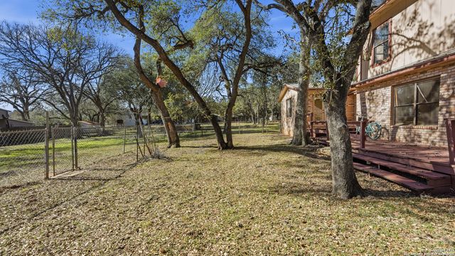 1248 Edwards, New Braunfels, TX 78132