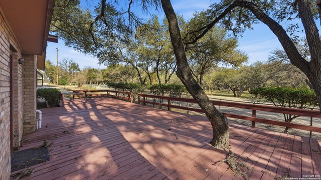 1248 Edwards, New Braunfels, TX 78132