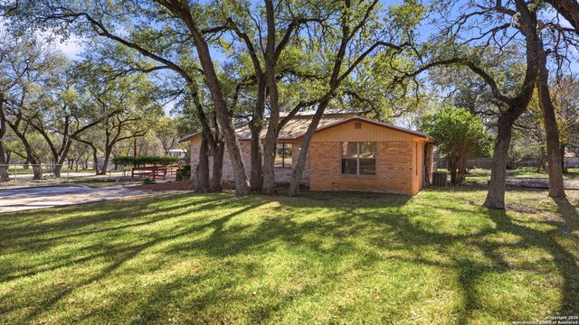 1248 Edwards, New Braunfels, TX 78132