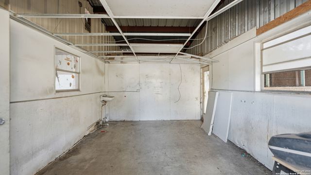 1248 Edwards, New Braunfels, TX 78132