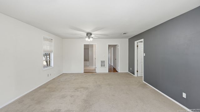 1248 Edwards, New Braunfels, TX 78132