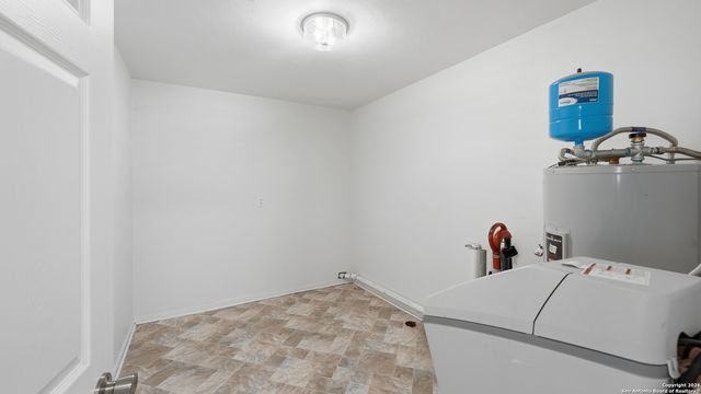 1248 Edwards, New Braunfels, TX 78132