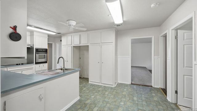 1248 Edwards, New Braunfels, TX 78132