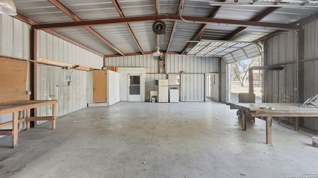 1248 Edwards, New Braunfels, TX 78132