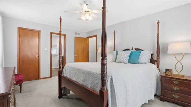 32 HERBST ROAD, Kennedy Twp, PA 15108