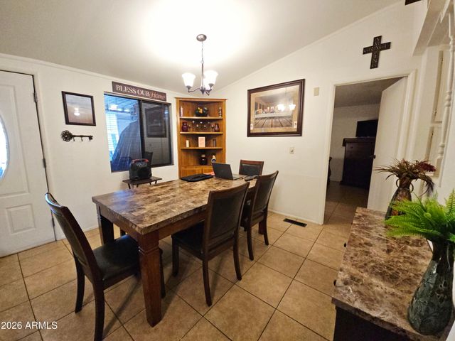 642 N 68th Avenue 79, Phoenix, AZ 85043