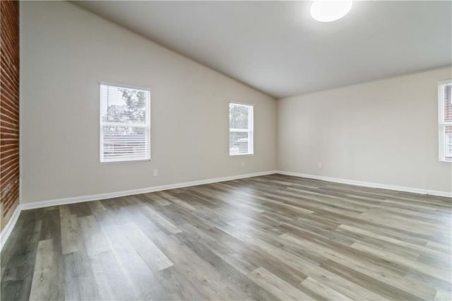 3035 Mclendon NW Circle, Atlanta, GA 30318