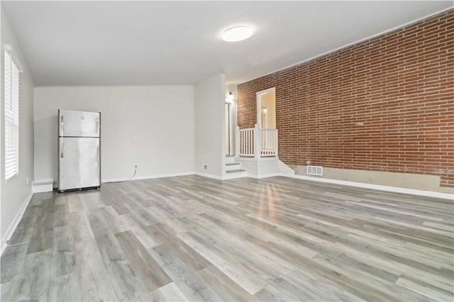 3035 Mclendon NW Circle, Atlanta, GA 30318