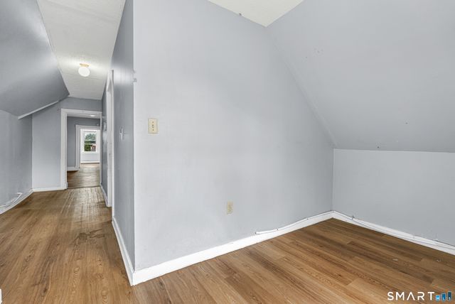 141 Homestead Avenue 3rd Fl, Hartford, CT 06112
