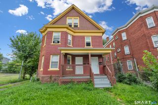 141 Homestead Avenue 3rd Fl, Hartford, CT 06112
