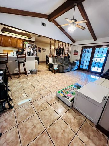 762 Glendale St, Alice, TX 78332