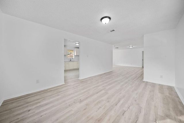 3058 Old Colony Road, Huntsville, TX 77320