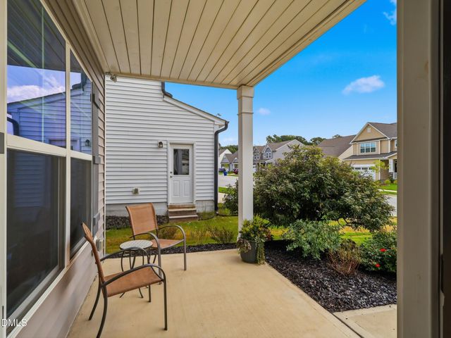 409 Glenwyck Court, Fuquay Varina, NC 27526