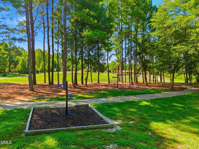 409 Glenwyck Court, Fuquay Varina, NC 27526
