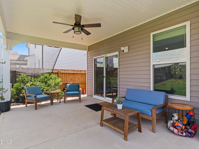 409 Glenwyck Court, Fuquay Varina, NC 27526