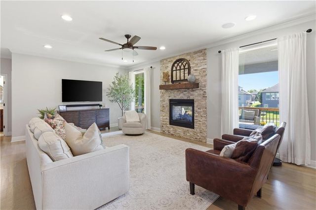 10853 S Theden Street, Olathe, KS 66061