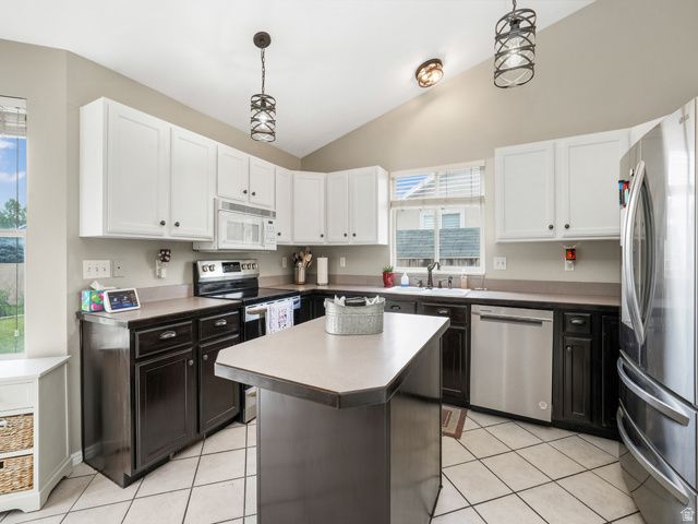 4627 W AIRE DR, West Jordan, UT 84088