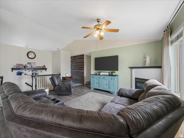 4627 W AIRE DR, West Jordan, UT 84088