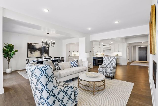 222 Ferndale Road S 304, Wayzata, MN 55391