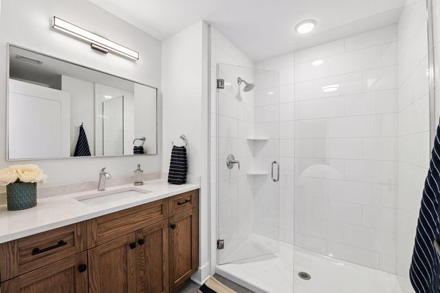 222 Ferndale Road S 304, Wayzata, MN 55391