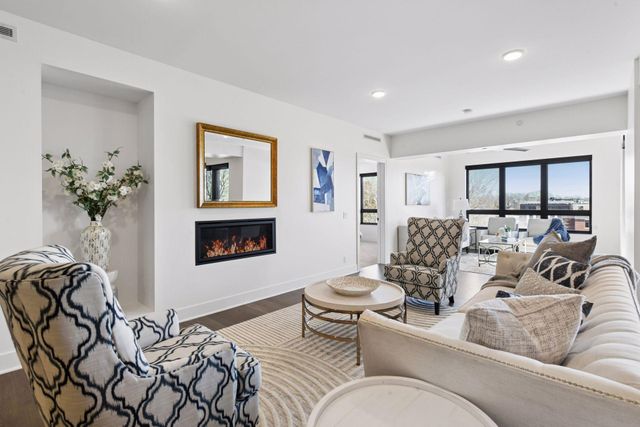 222 Ferndale Road S 304, Wayzata, MN 55391