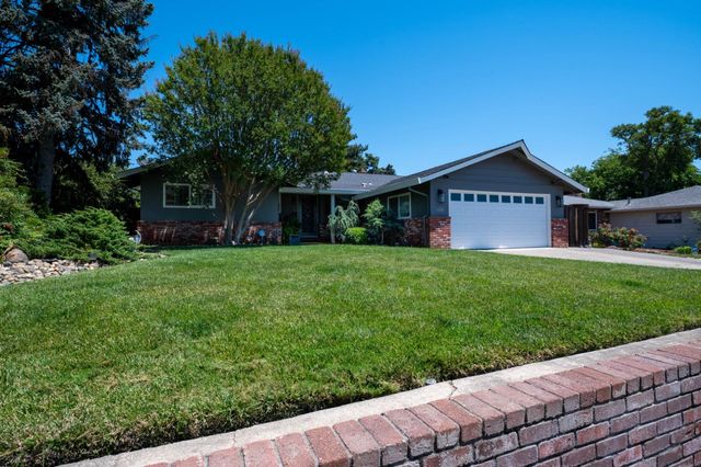 4530 Bela Way, Carmichael, CA 95608