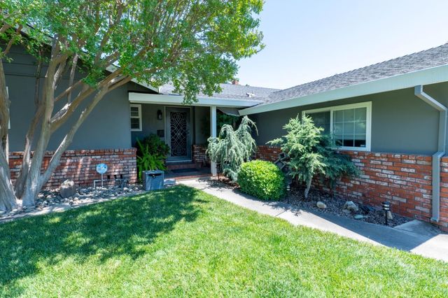 4530 Bela Way, Carmichael, CA 95608