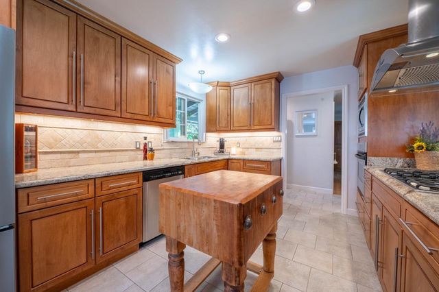 4530 Bela Way, Carmichael, CA 95608
