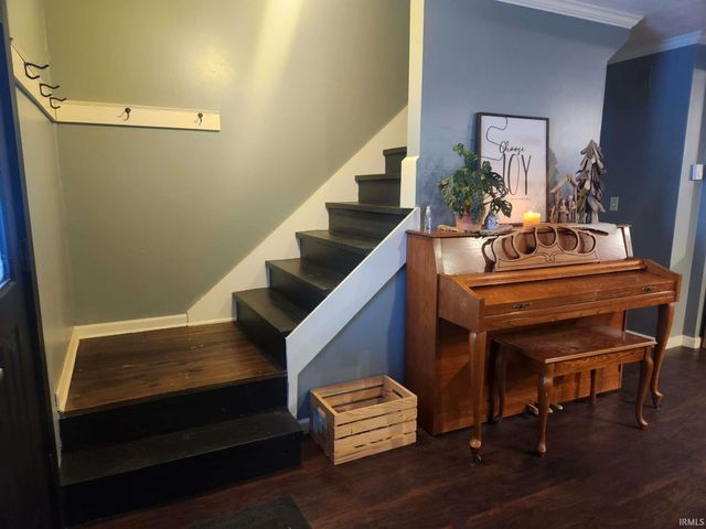 1714 E Homestead Drive, Garrett, IN 46738