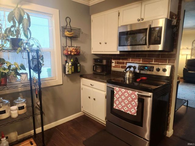 1714 E Homestead Drive, Garrett, IN 46738