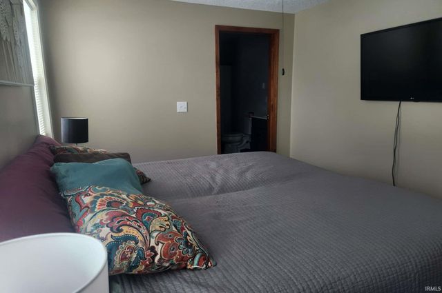 1714 E Homestead Drive, Garrett, IN 46738