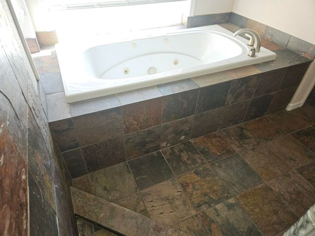 11435 Hill Road, Klamath Falls, OR 97603