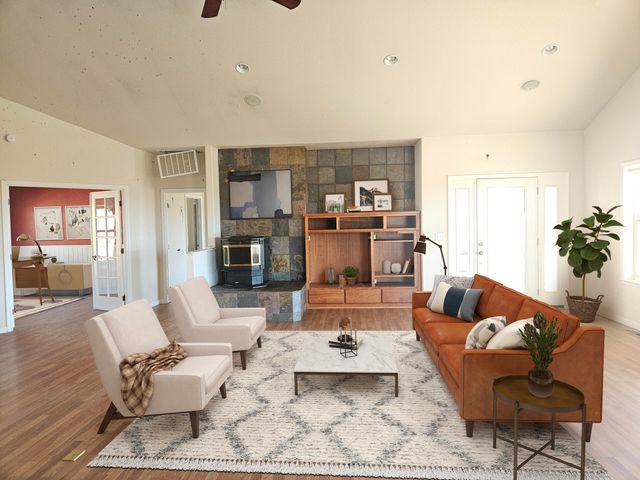 11435 Hill Road, Klamath Falls, OR 97603